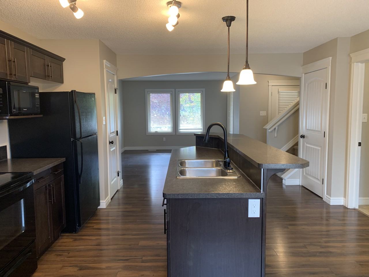 823 Valour Mews Nw - Photo 7 of 26
