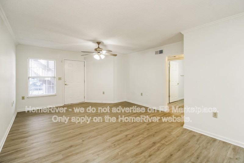 2630 Ingleside Dr #1C - Photo 2 of 18