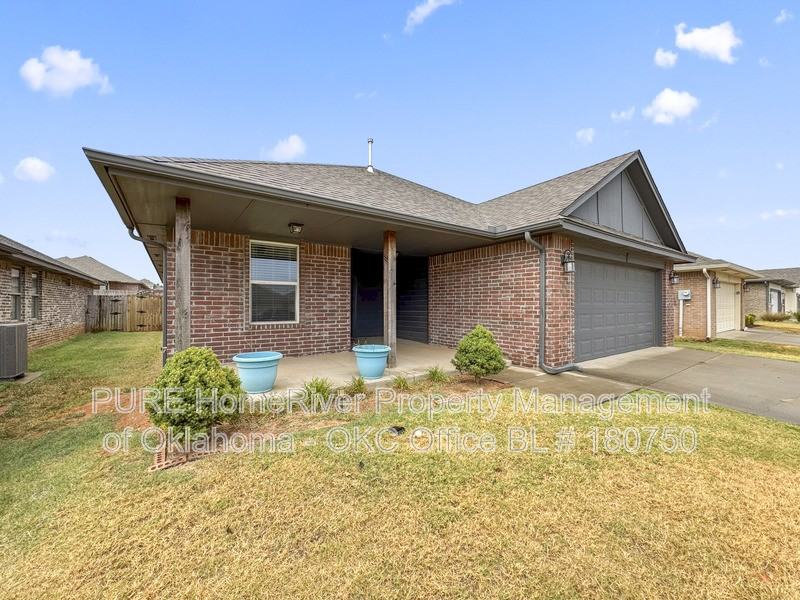 2416 Alta Vista Ln - Photo 2 of 18