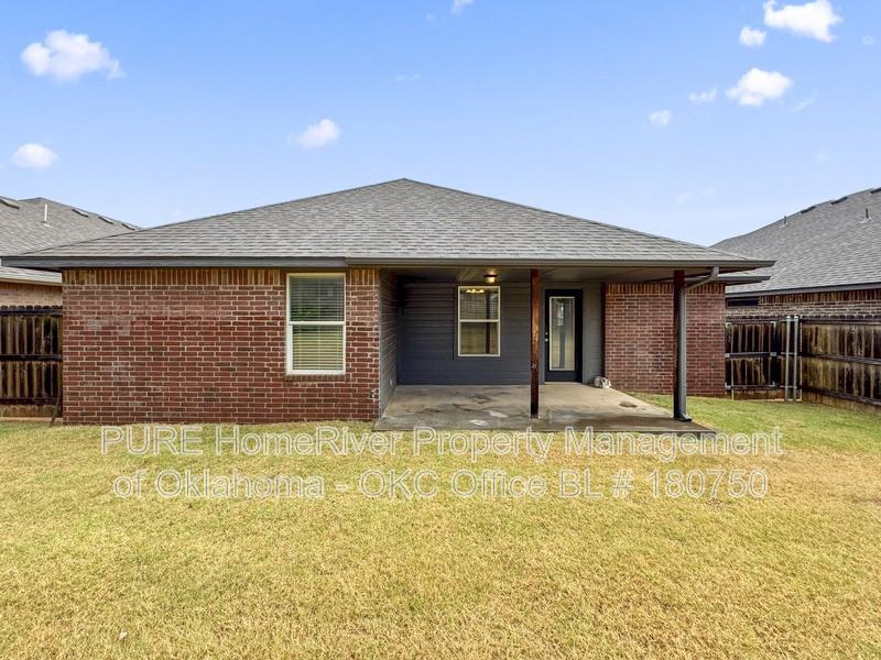 2416 Alta Vista Ln - Photo 3 of 18