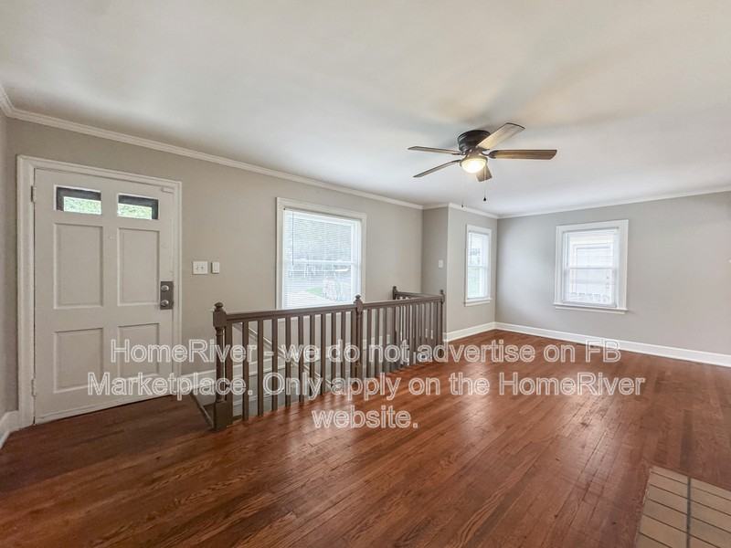 2203 Maywood St - Photo 6 of 19