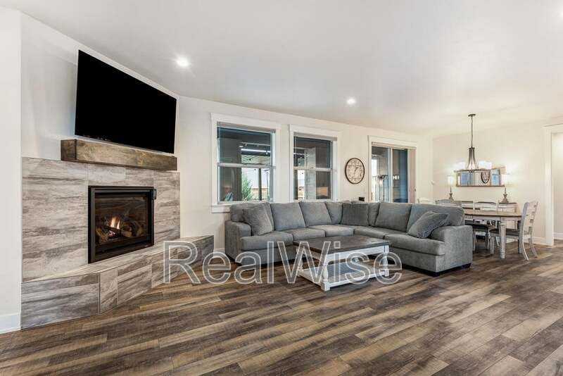 2758 Nw 23rd Loop N - Photo 2 of 21