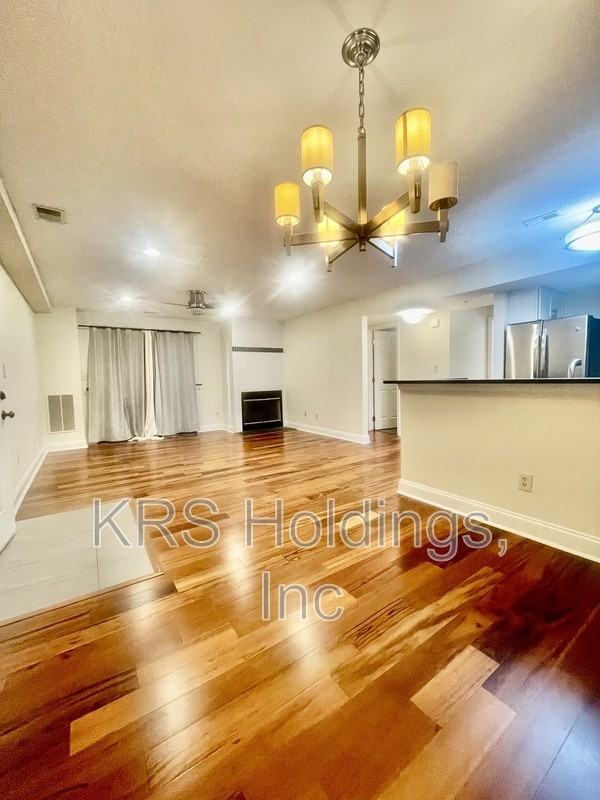 6917 Mary Caroline Cir #H - Photo 7 of 18