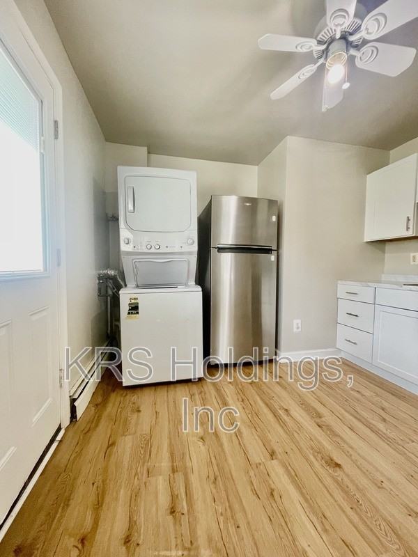 312 S Wayne St #1 - Photo 3 of 13