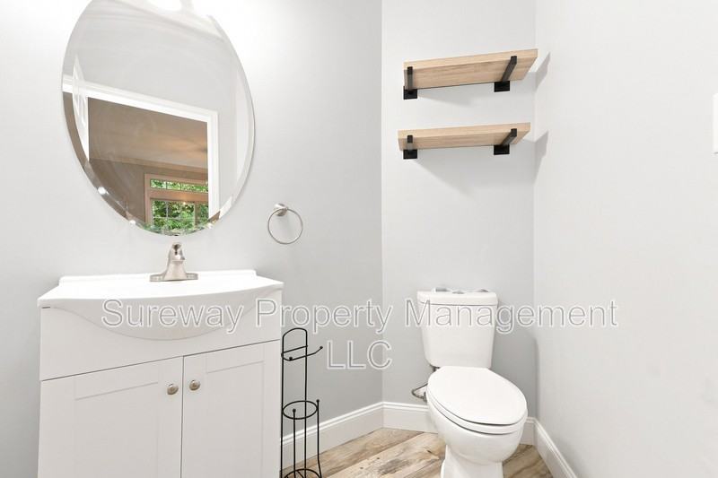 13 Grist Mill Ct - Photo 7 of 30