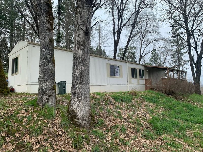 4620 Redwood Ave - Photo 4 of 22