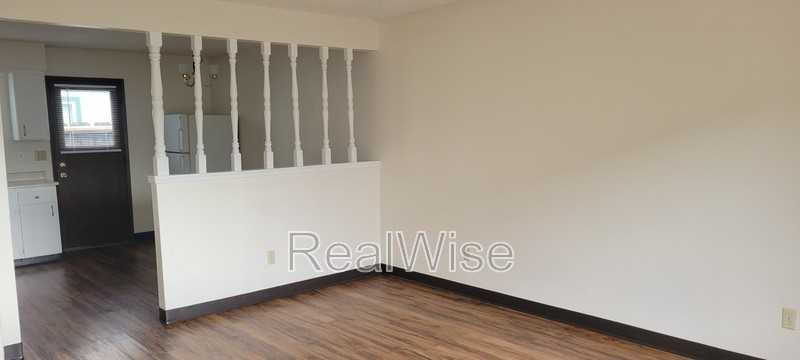 1112 Sw 5th St #A - Photo 7 of 38