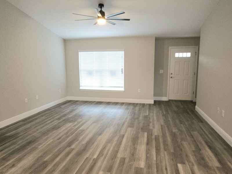 116 Pine Trce - Photo 4 of 14