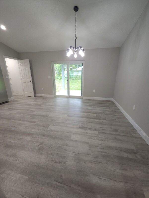 1749 W Lorraine Dr - Photo 5 of 15