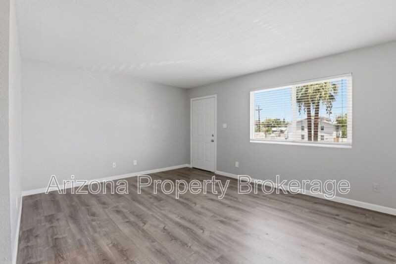 603 W Rio Salado Pkwy #203 - Photo 6 of 22