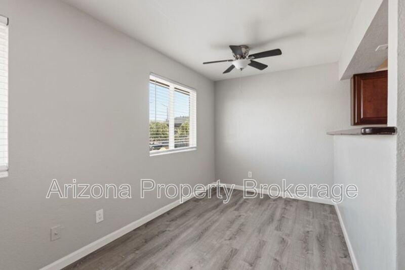 603 W Rio Salado Pkwy #203 - Photo 7 of 22