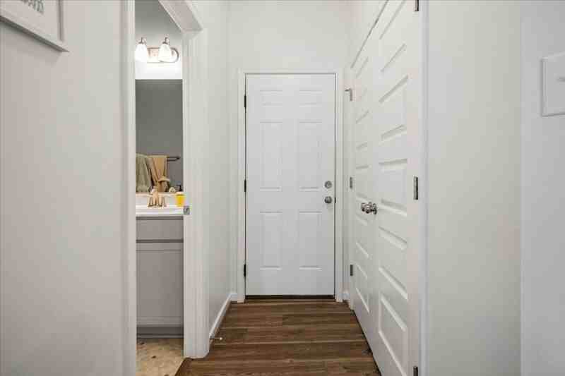 18 Shiplock Row - Photo 6 of 47