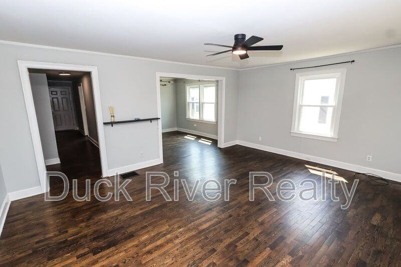 406 Fleming St - Photo 3 of 21