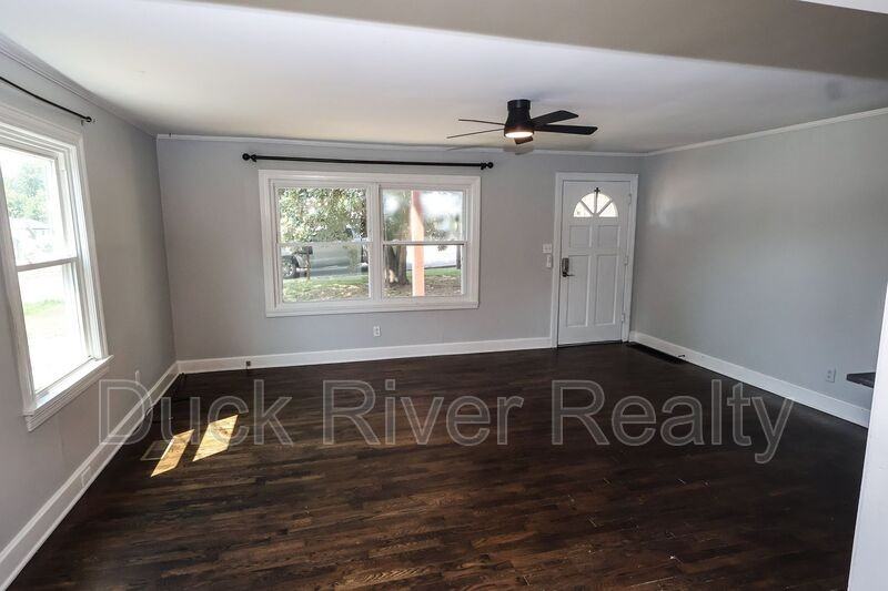 406 Fleming St - Photo 4 of 21