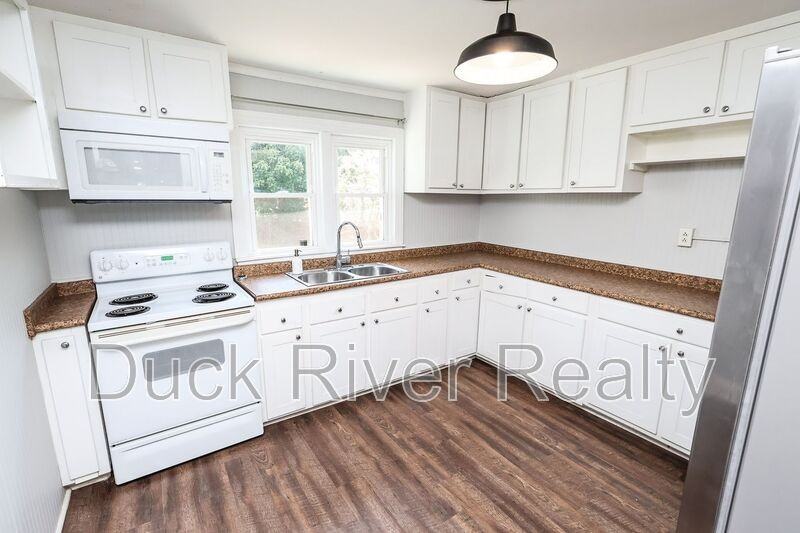 406 Fleming St - Photo 7 of 21