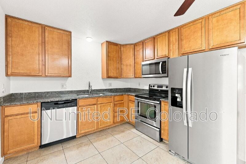 3668 E 91st Ave - Photo 5 of 21
