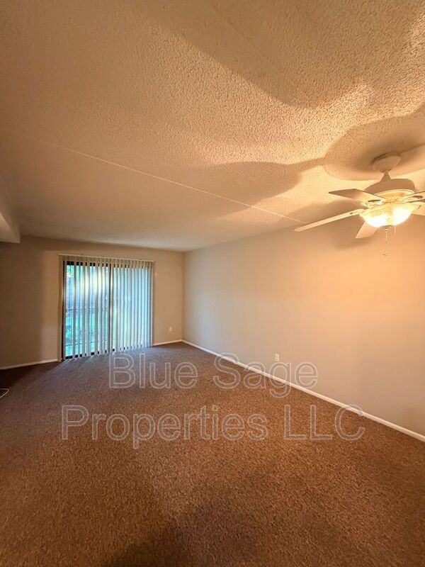 768 Putnam Blvd - Photo 6 of 22