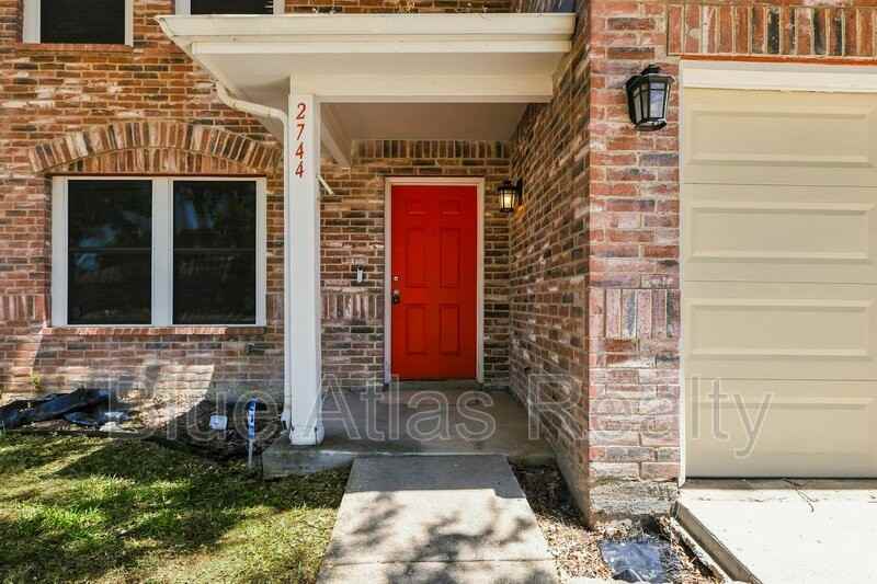 2744 Frontier Ln - Photo 2 of 27