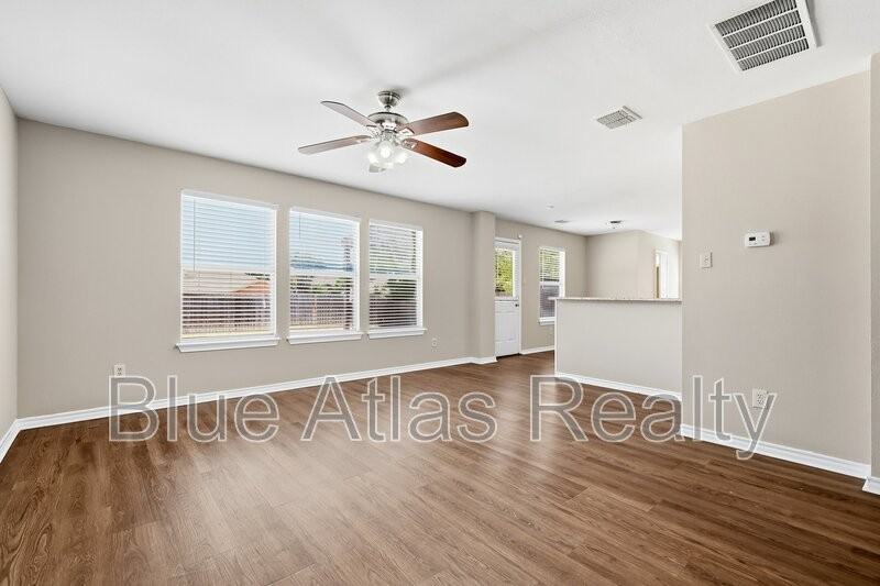 2744 Frontier Ln - Photo 6 of 27