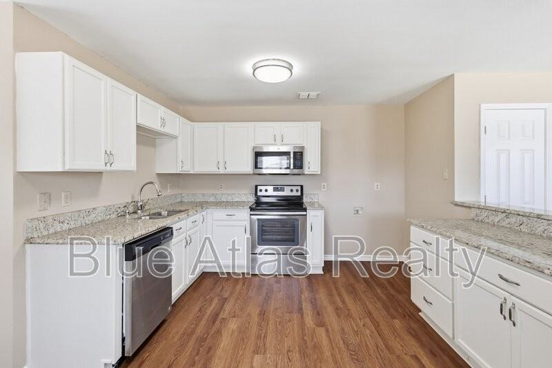 2744 Frontier Ln - Photo 7 of 27