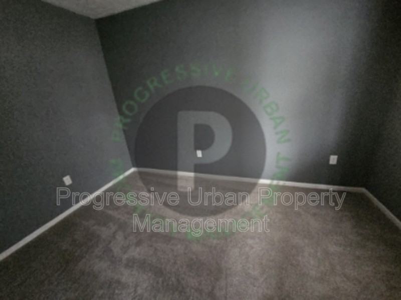7040 Roy Ave - Photo 2 of 13