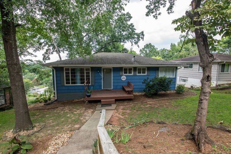 600 22nd Ave S - Photo 2 of 27