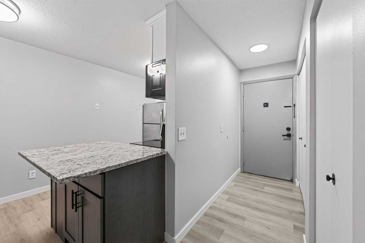 SkyHill Apartments - Photo 7 of 47