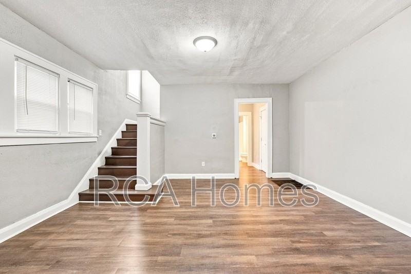 3618 Salem St - Photo 2 of 9