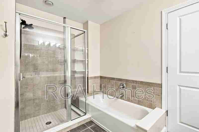 232 E Saint Joseph St - Photo 6 of 13