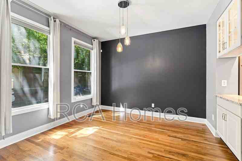232 E Saint Joseph St - Photo 5 of 13