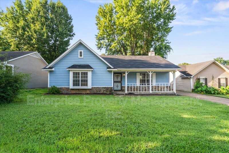 4569 Columbia Woods Ln - Photo 3 of 31