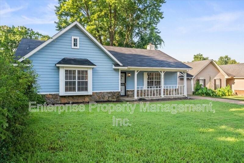 4569 Columbia Woods Ln - Photo 4 of 31