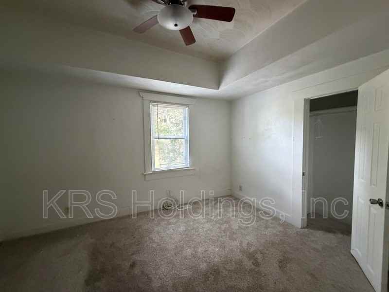 1025 Baltimore St #A - Photo 5 of 8