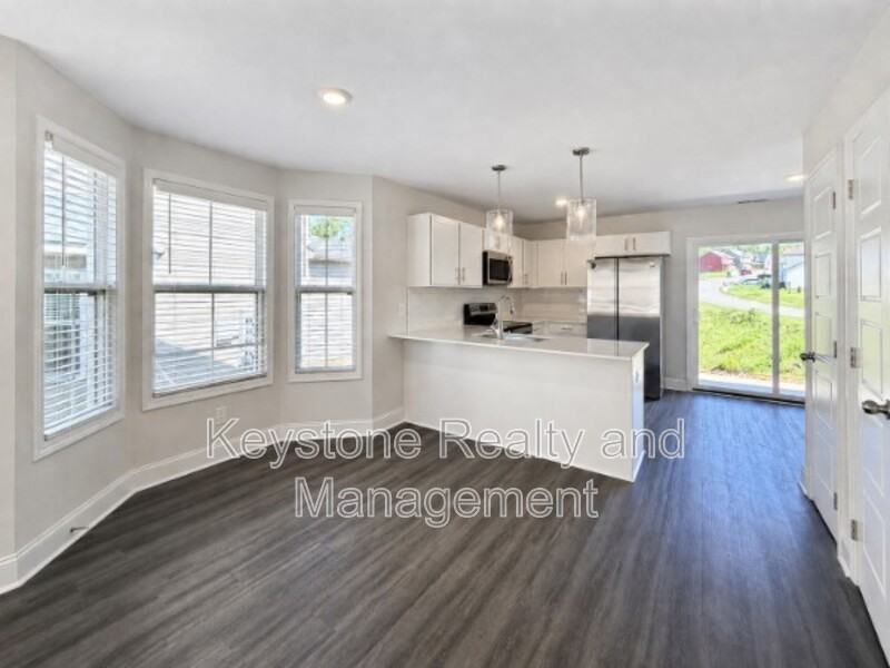 1207 W Woodland Valley Ln - Photo 2 of 13