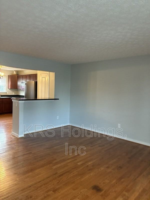 1234 Poets Ct - Photo 4 of 21
