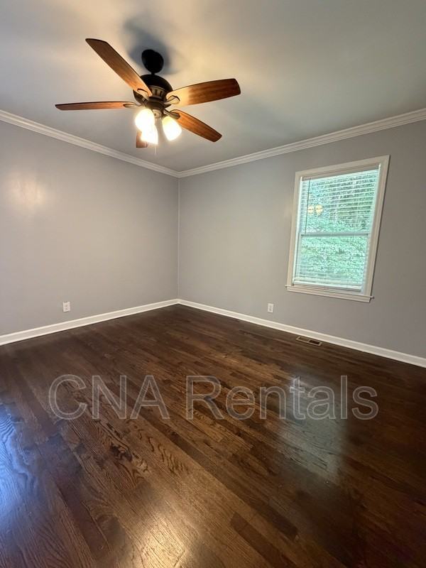 2047 Benson Ave Se - Photo 7 of 14