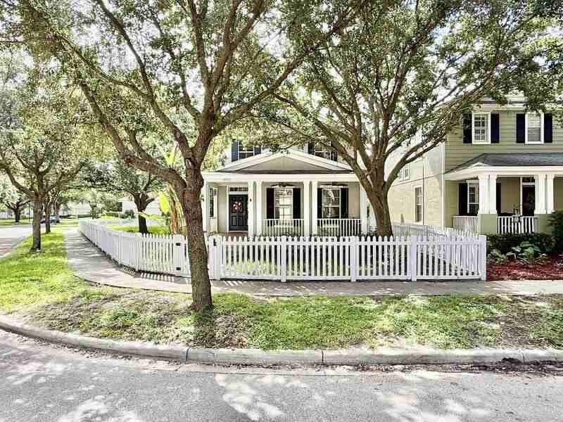 16221 Bridgewalk Dr - Photo 3 of 50