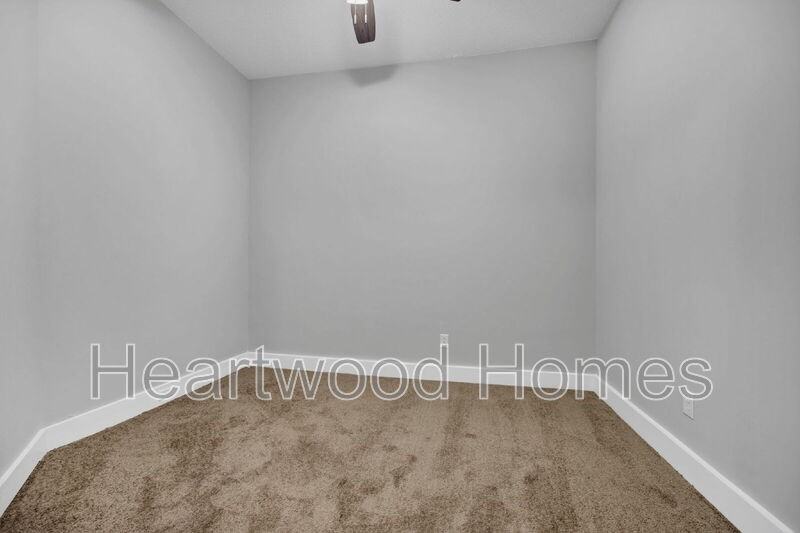 117 Church St - Photo 5 of 21