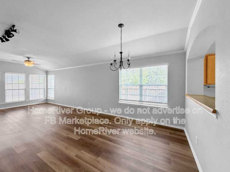 9177 Apollo Ct - Photo 4 of 25