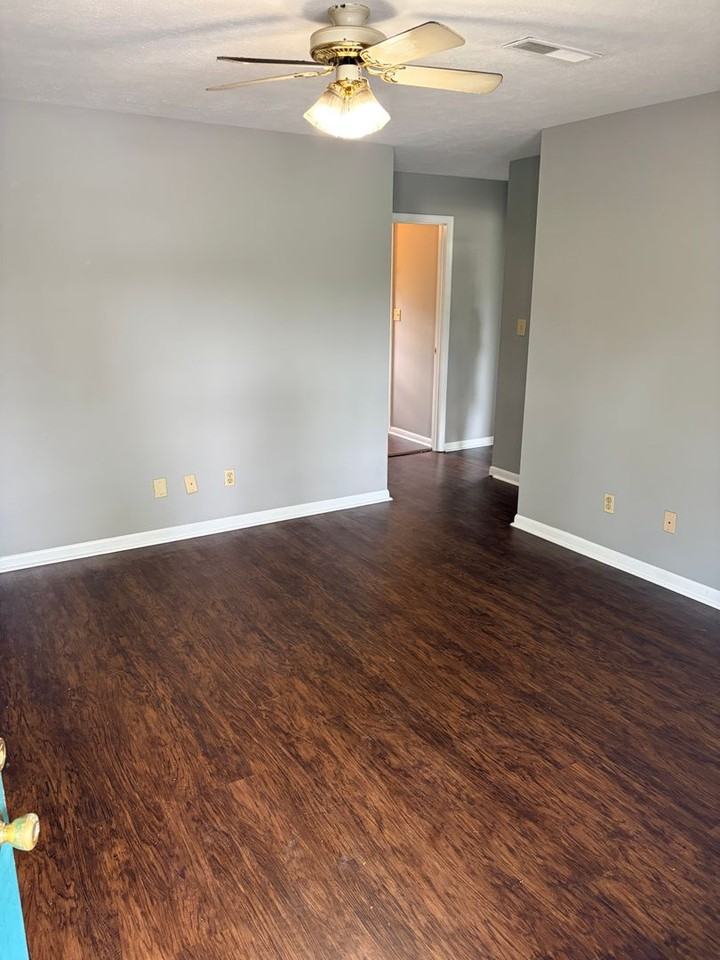 1636-1642 E Moffett - Photo 2 of 12