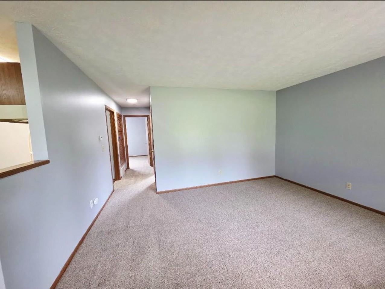 4873 Marshall Dr - Photo 3 of 14