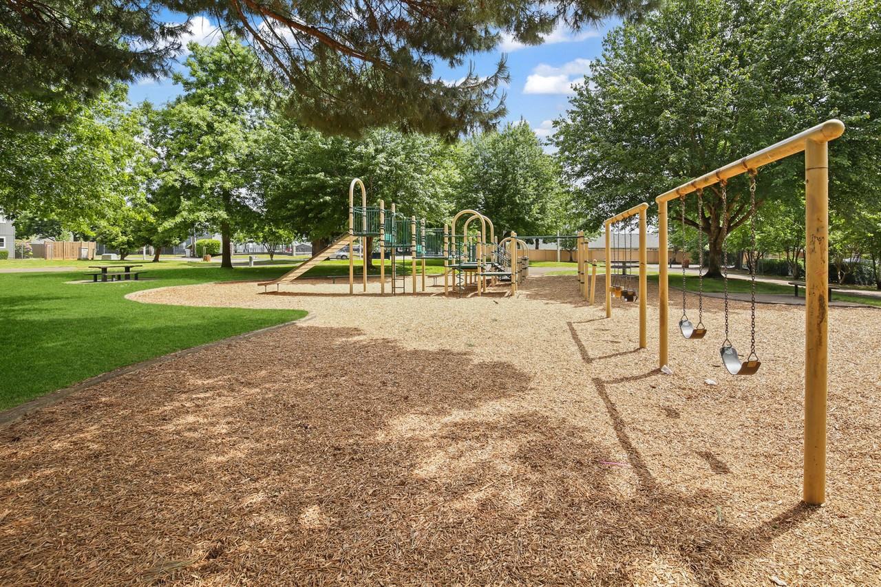 Andresen Park - Photo 6 of 11