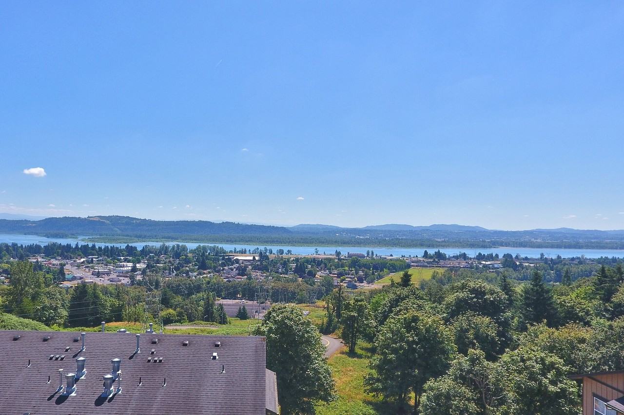 Lookout at the Ridge Apartments - Photo 3 of 21