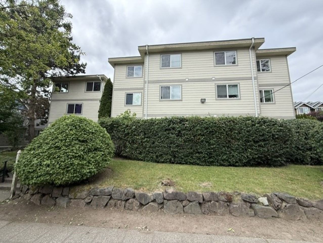301 Apartments - Photo 2 of 4