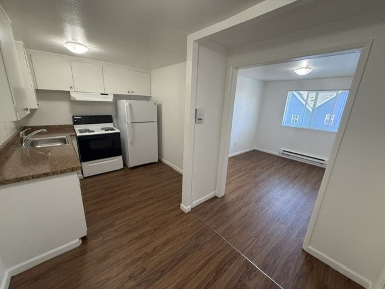 301 Apartments - Photo 3 of 4
