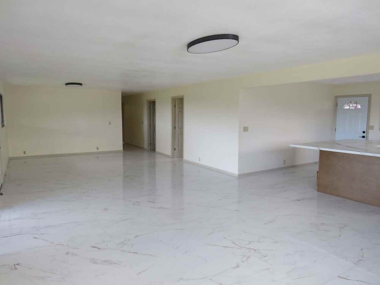 127A Kanoelani St - Photo 4 of 9