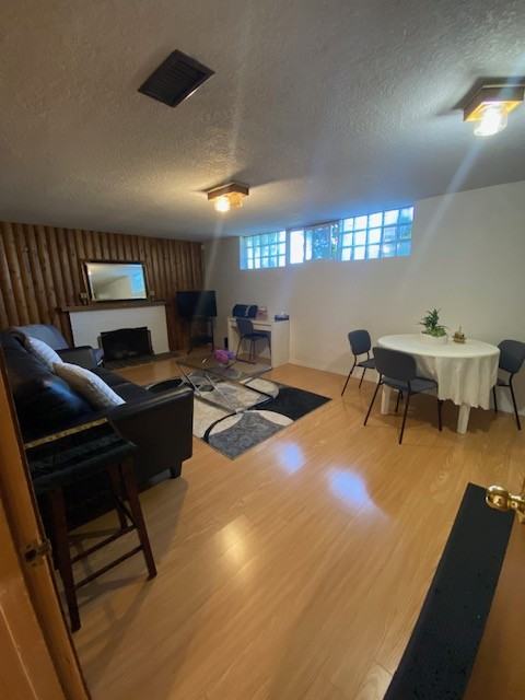 4152 Highland Boulevard - Photo 5 of 20