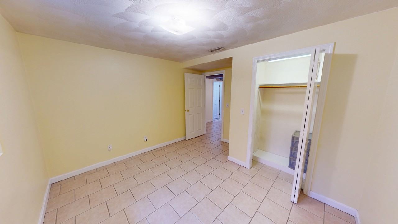 123 Aspinwall Ave #B - Photo 5 of 11