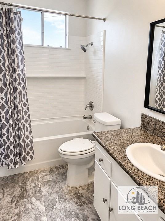734 Freeman Avenue #7 - Photo 2 of 13