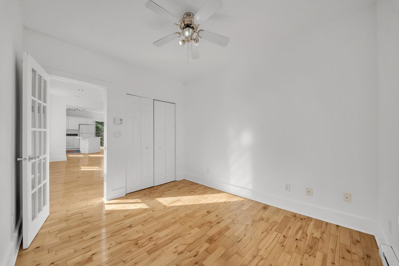 5272 Rue Sainte Marie - Photo 5 of 21